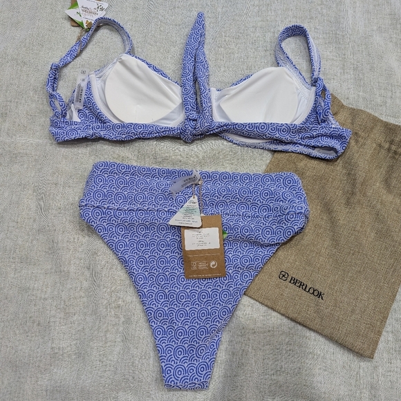 BNWT / Berlook / Small / Large / Blue Jacquard Bikini Set - Picture 3 of 3